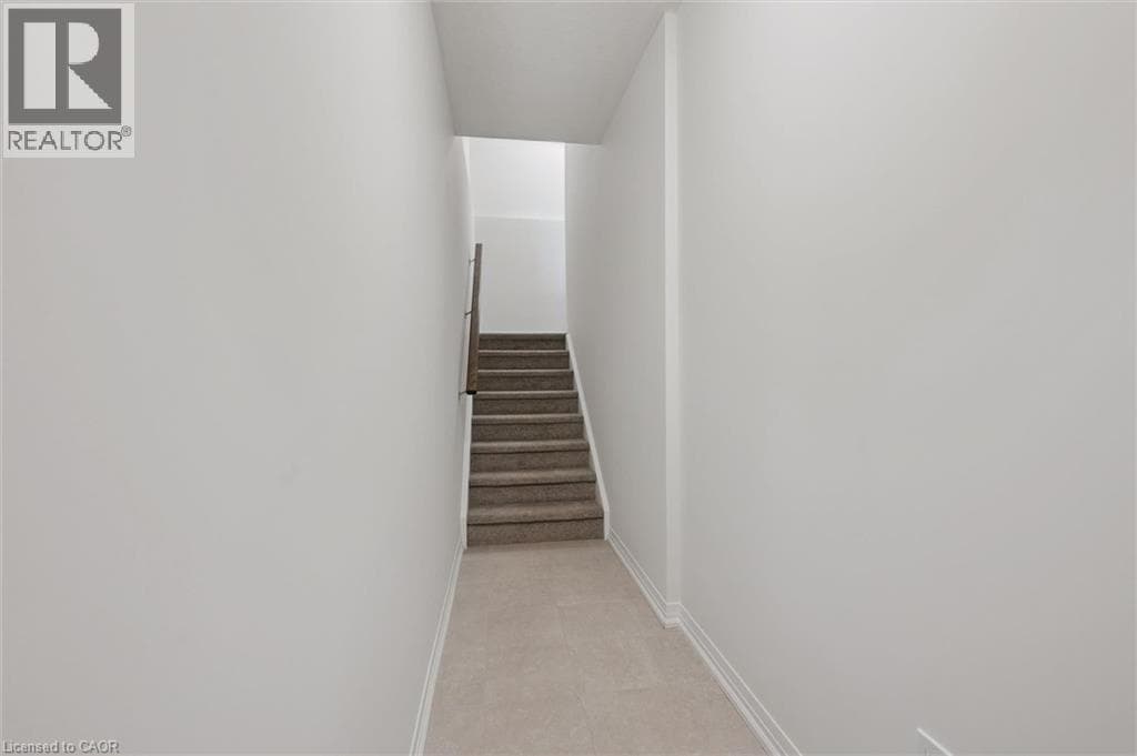 Townhouse for sale at 525 ERINBROOK Drive Unit# B039, Country Hills West, Kitchener, Ontario, photo 7