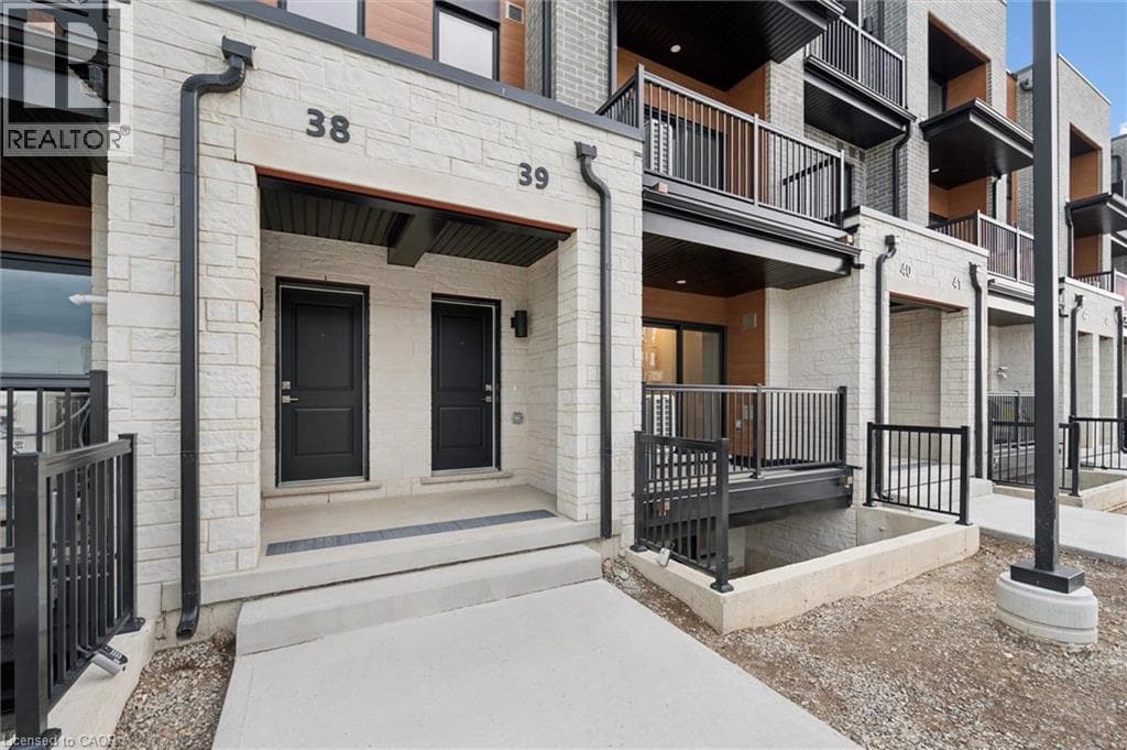 Townhouse for sale at 525 ERINBROOK Drive Unit# B039, Country Hills West, Kitchener, Ontario, photo 4