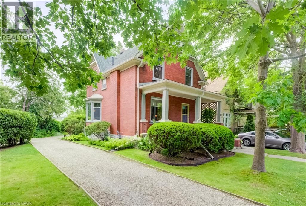 Detached for sale at 46 ELLEN Street W, Civic Centre, Kitchener, Ontario, photo 3