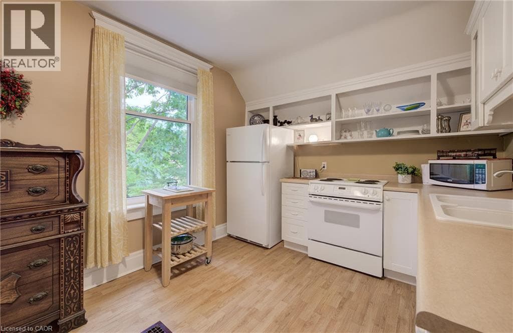 Detached for sale at 46 ELLEN Street W, Civic Centre, Kitchener, Ontario, photo 22