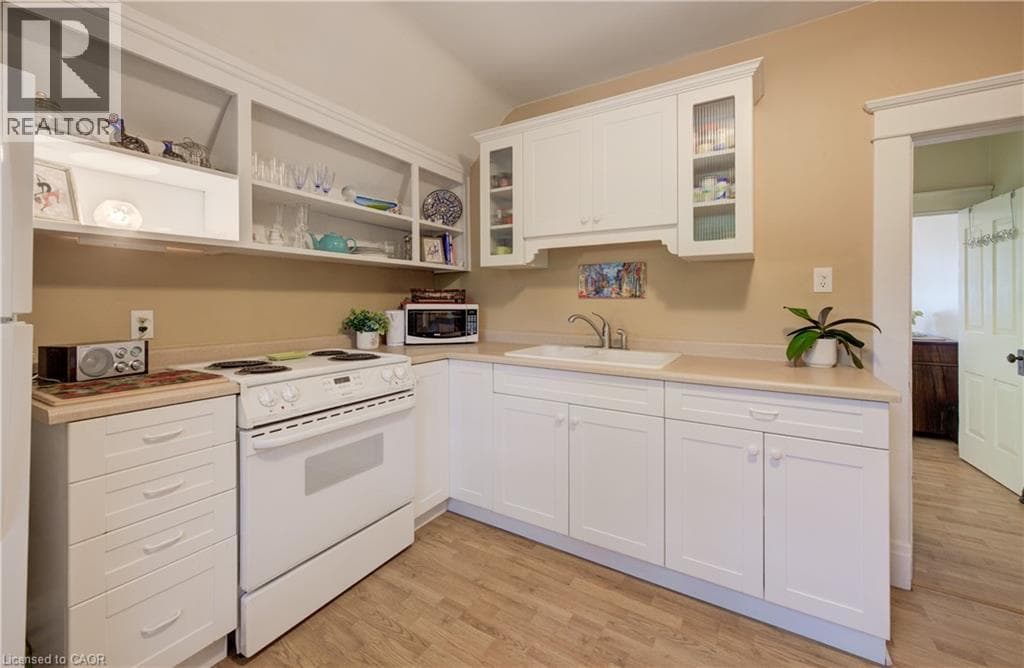 Detached for sale at 46 ELLEN Street W, Civic Centre, Kitchener, Ontario, photo 24