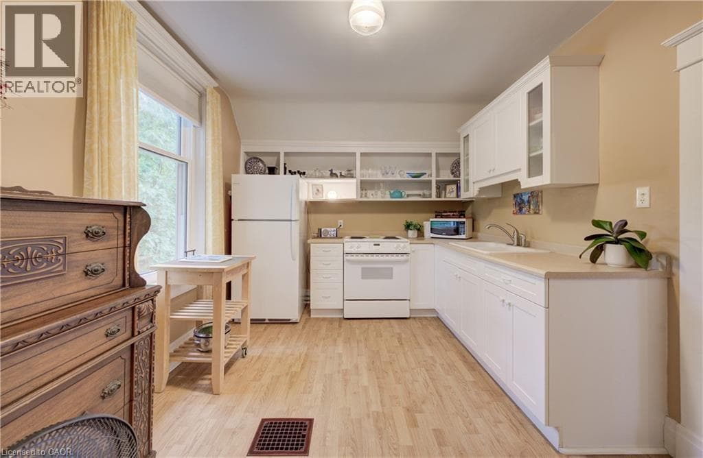 Multi-family for sale at 46 ELLEN Street W, Civic Centre, Kitchener, Ontario, photo 24