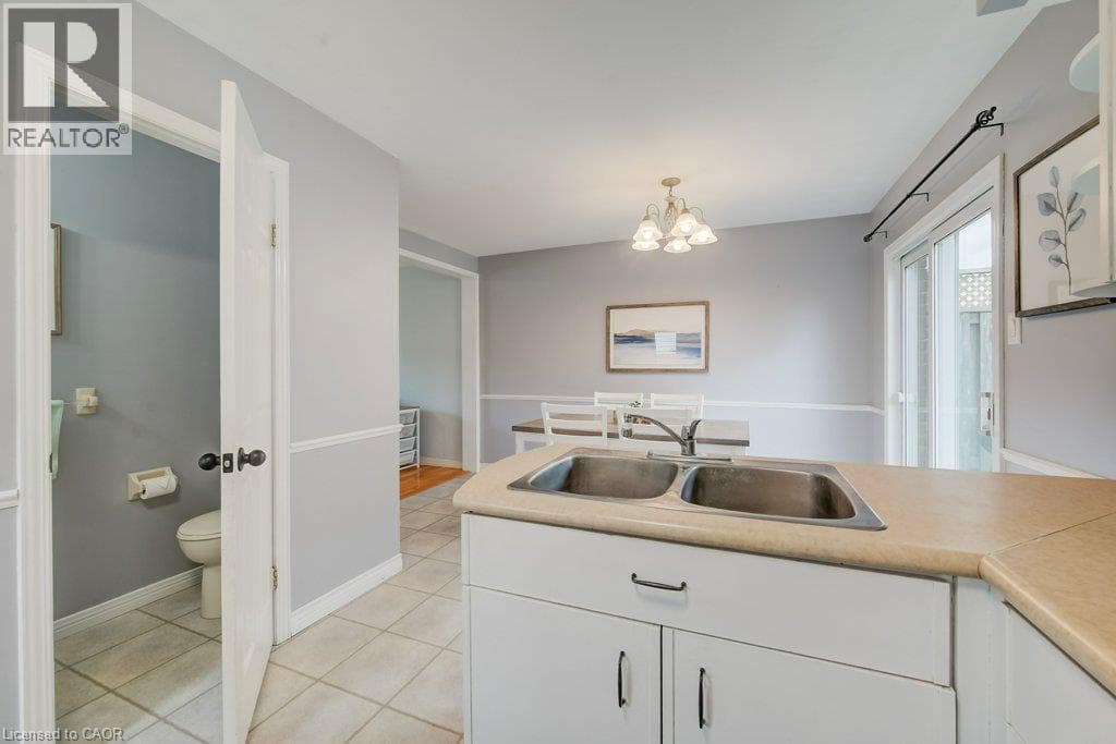 Semi-detached for sale at 62 VILLAGE GREEN Way, Baden, Wilmot, Ontario, photo 18