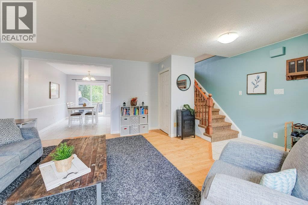 Semi-detached for sale at 62 VILLAGE GREEN Way, Baden, Wilmot, Ontario, photo 9