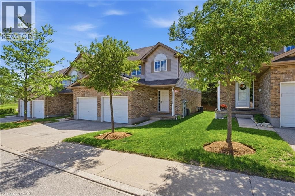 Townhouse for sale at 10 FALLOWFIELD Drive Unit# 19, Country Hills East, Kitchener, Ontario, photo 2