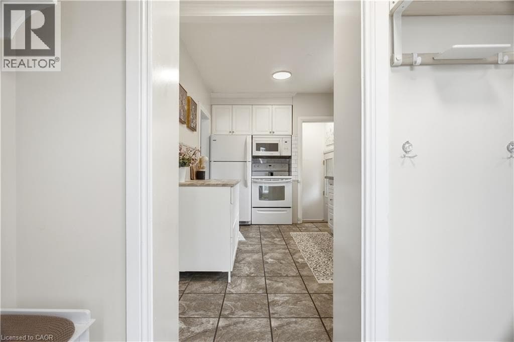 Detached for sale at 18 BIRCH Avenue, Northward, Kitchener, Ontario, photo 6