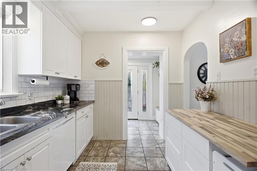 Detached for sale at 18 BIRCH Avenue, Northward, Kitchener, Ontario, photo 8