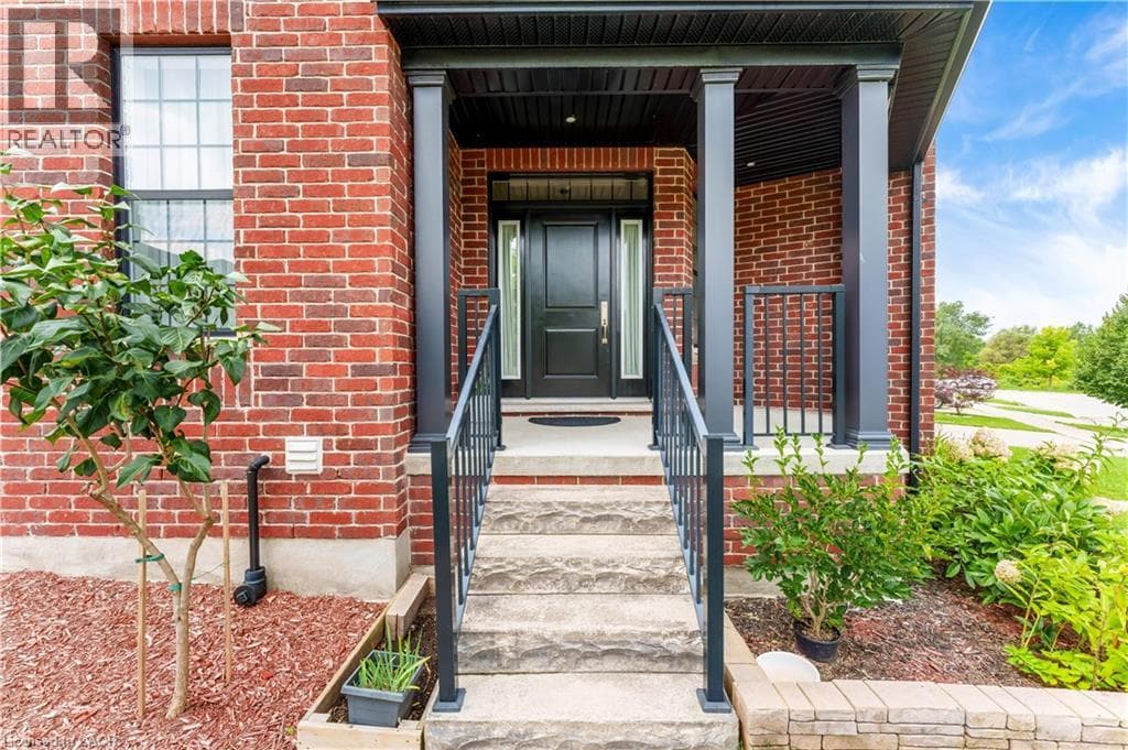 Detached for sale at 14 MARIANNE DORN Trail, Brigadoon, Kitchener, Ontario, photo 3