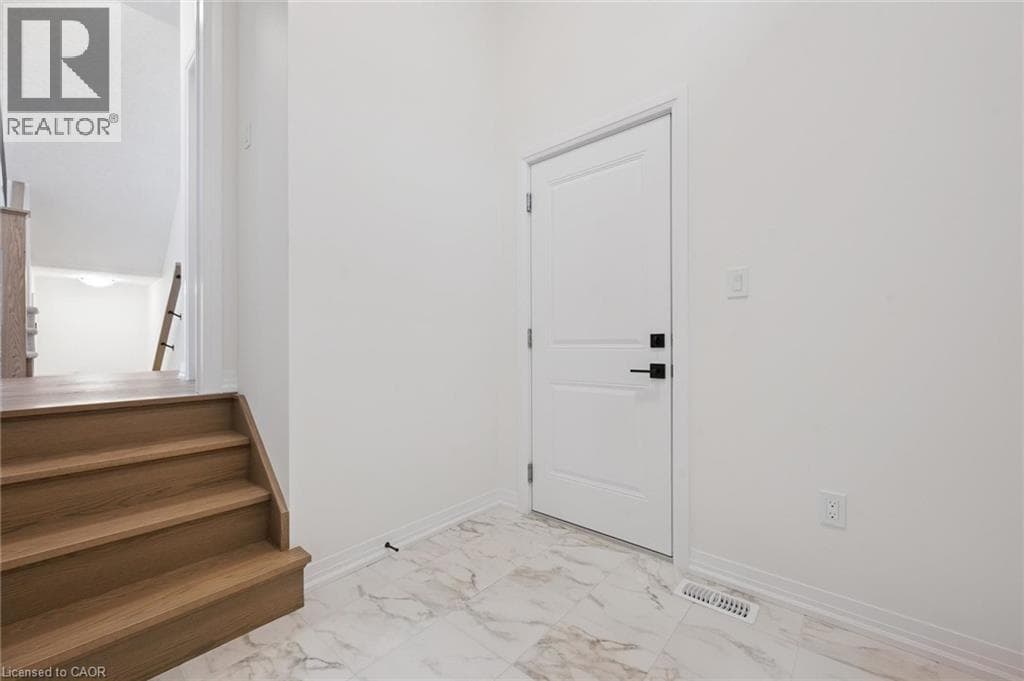 Detached for sale at 447 BENNINGER Street, Laurentian West, Kitchener, Ontario, photo 14