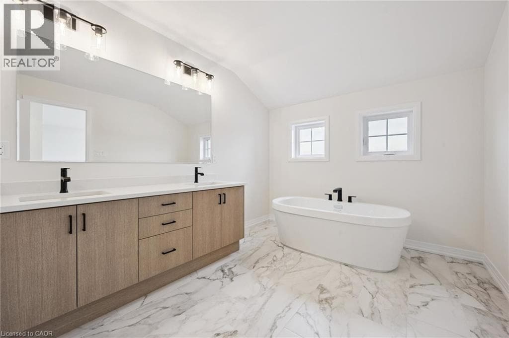 Detached for sale at 447 BENNINGER Street, Laurentian West, Kitchener, Ontario, photo 27
