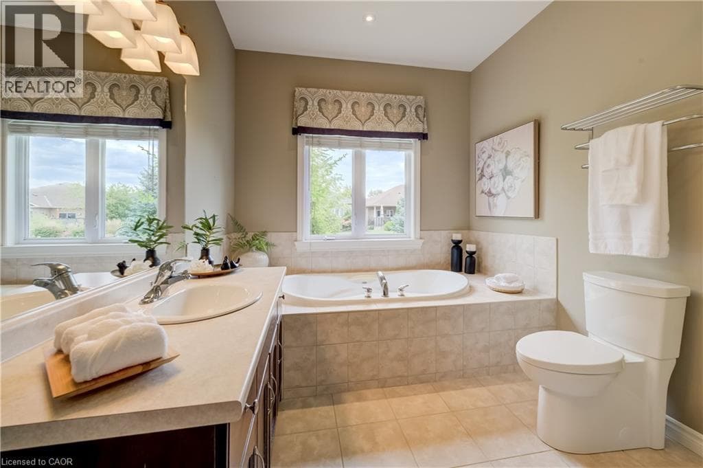 Detached for sale at 25 THIMBLEBERRY Crossing, New Hamburg, Wilmot, Ontario, photo 21