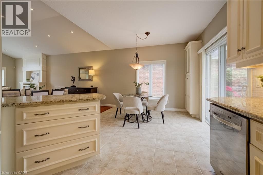 Detached for sale at 25 THIMBLEBERRY Crossing, New Hamburg, Wilmot, Ontario, photo 18