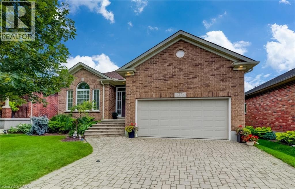 Detached for sale at 25 THIMBLEBERRY Crossing, New Hamburg, Wilmot, Ontario, photo 3