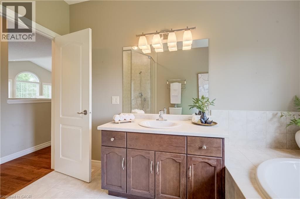 Detached for sale at 25 THIMBLEBERRY Crossing, New Hamburg, Wilmot, Ontario, photo 22