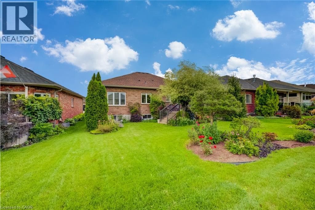Detached for sale at 25 THIMBLEBERRY Crossing, New Hamburg, Wilmot, Ontario, photo 33