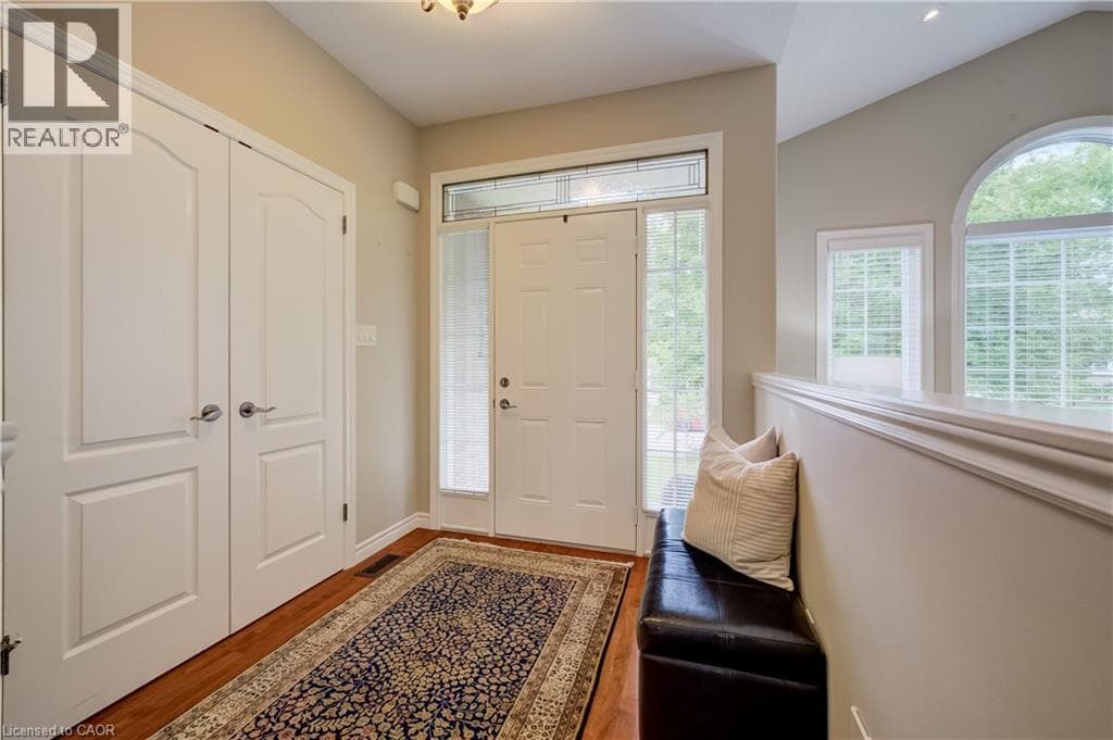 Detached for sale at 25 THIMBLEBERRY Crossing, New Hamburg, Wilmot, Ontario, photo 4