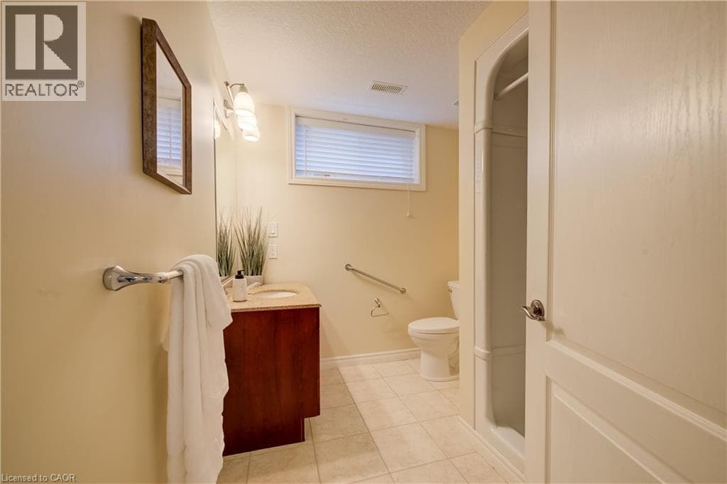 Detached for sale at 25 THIMBLEBERRY Crossing, New Hamburg, Wilmot, Ontario, photo 30