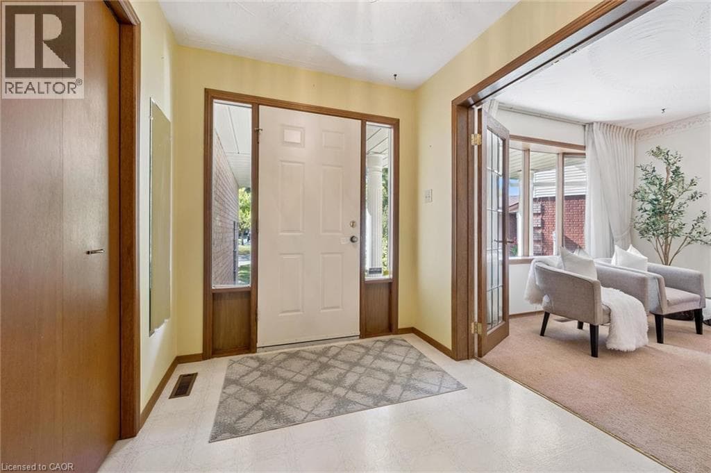 Detached for sale at 42 MITTON Place, Brigadoon, Kitchener, Ontario, photo 5
