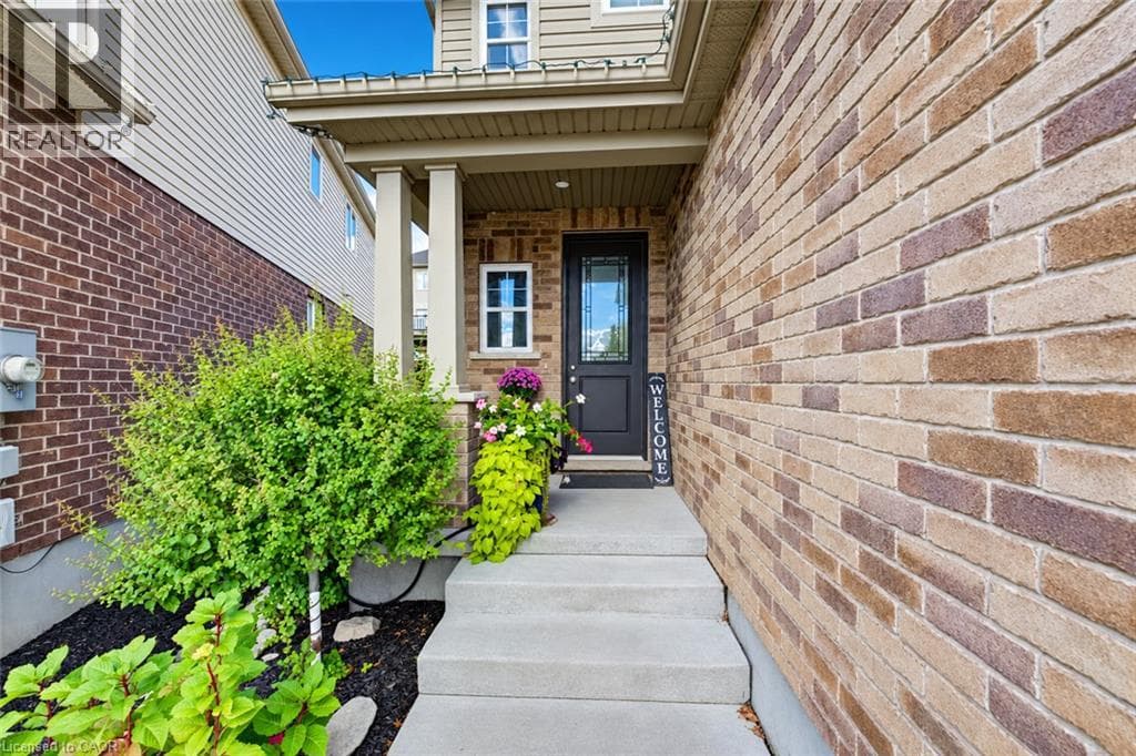 Detached for sale at 43 RIVERTRAIL Avenue, Grand River South, Kitchener, Ontario, photo 2