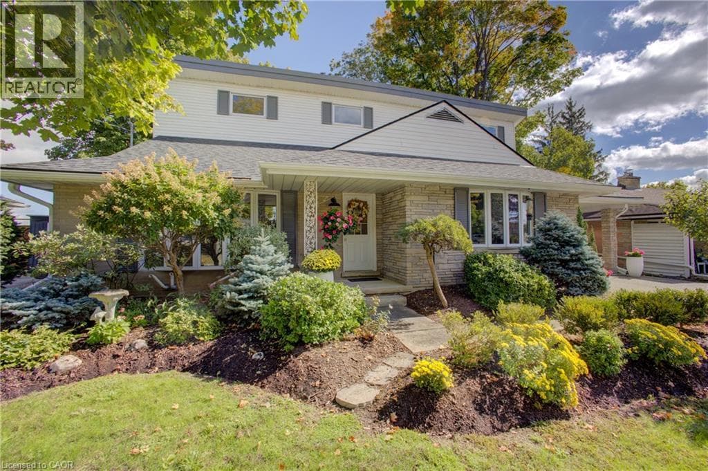 Detached for sale at 24 VALEWOOD Place, Fairfield, Kitchener, Ontario, photo 3