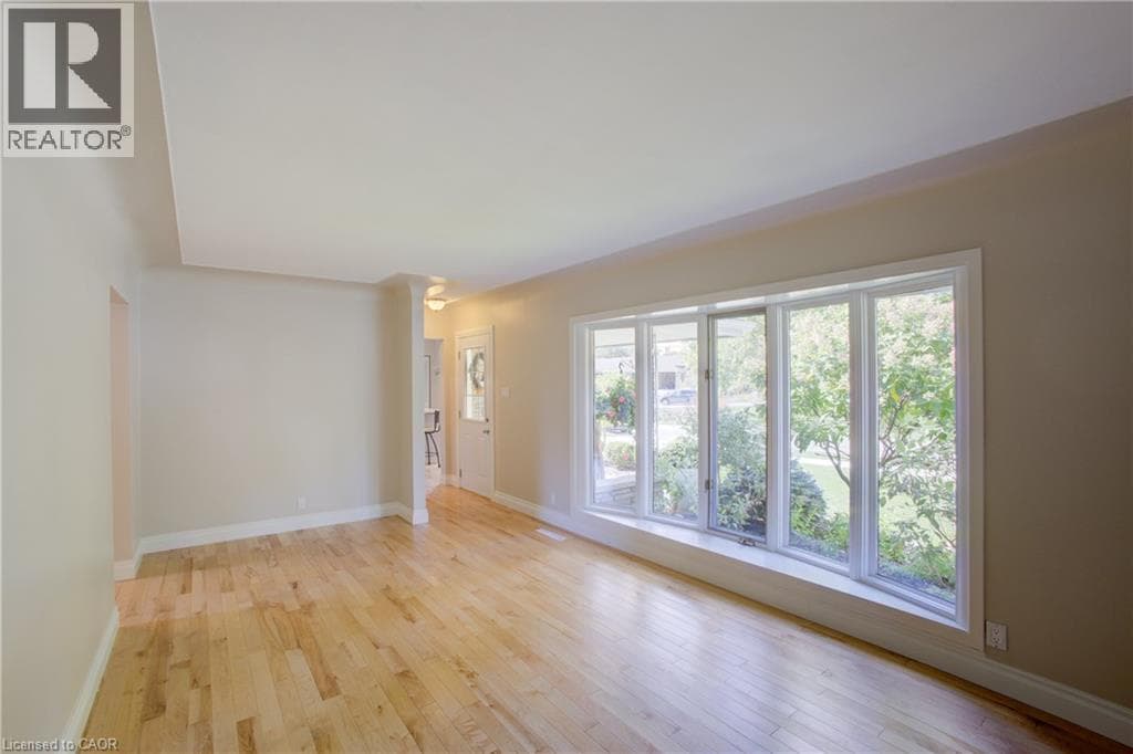 Detached for sale at 24 VALEWOOD Place, Fairfield, Kitchener, Ontario, photo 5