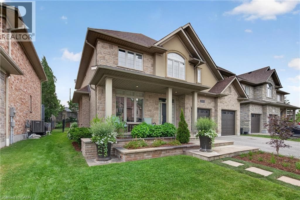 Detached for sale at 543 WERNI Court, Laurelwood, Waterloo, Ontario, photo 2
