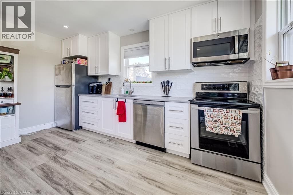 Multi-family for sale at 283 BECKER Street, Rosemount, Kitchener, Ontario, photo 9