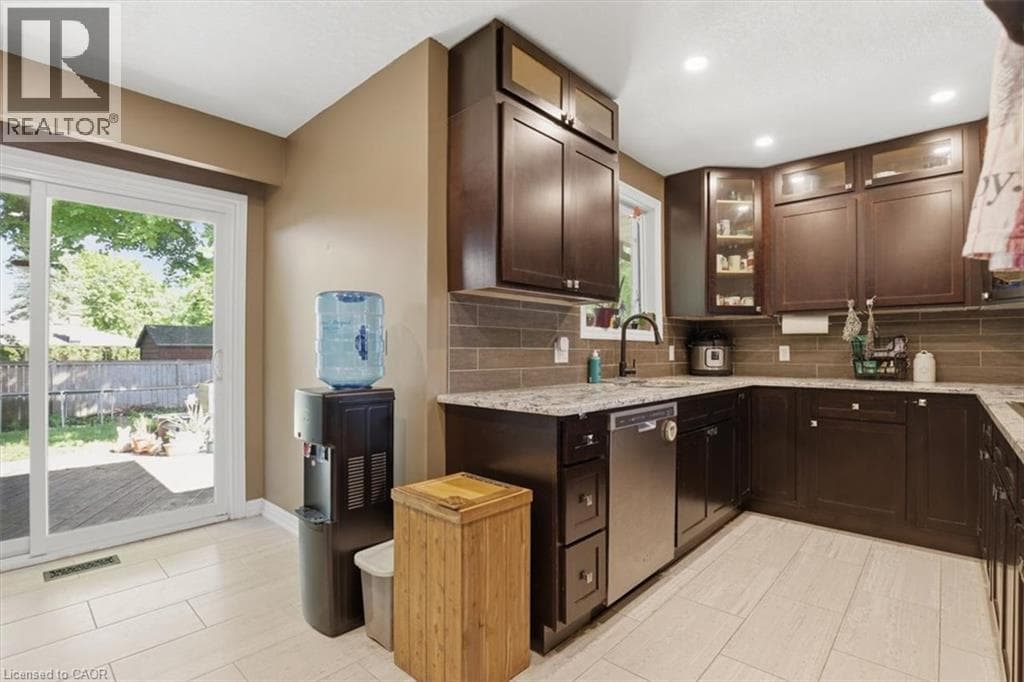 Detached for sale at 149 AVONDALE Road, Hillcrest, Cambridge, Ontario, photo 10
