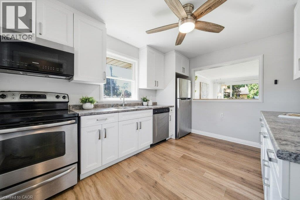 Detached for sale at 18 MAYWOOD Road, Vanier, Kitchener, Ontario, photo 11