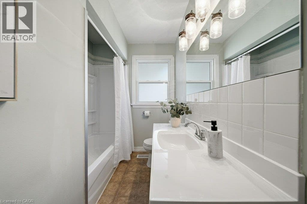 Detached for sale at 18 MAYWOOD Road, Vanier, Kitchener, Ontario, photo 22