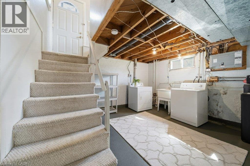 Detached for sale at 18 MAYWOOD Road, Vanier, Kitchener, Ontario, photo 30