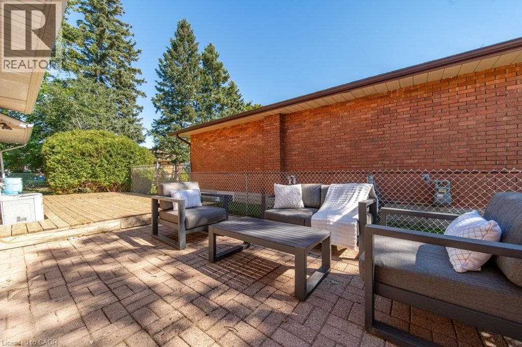 Detached for sale at 18 MAYWOOD Road, Vanier, Kitchener, Ontario, photo 38