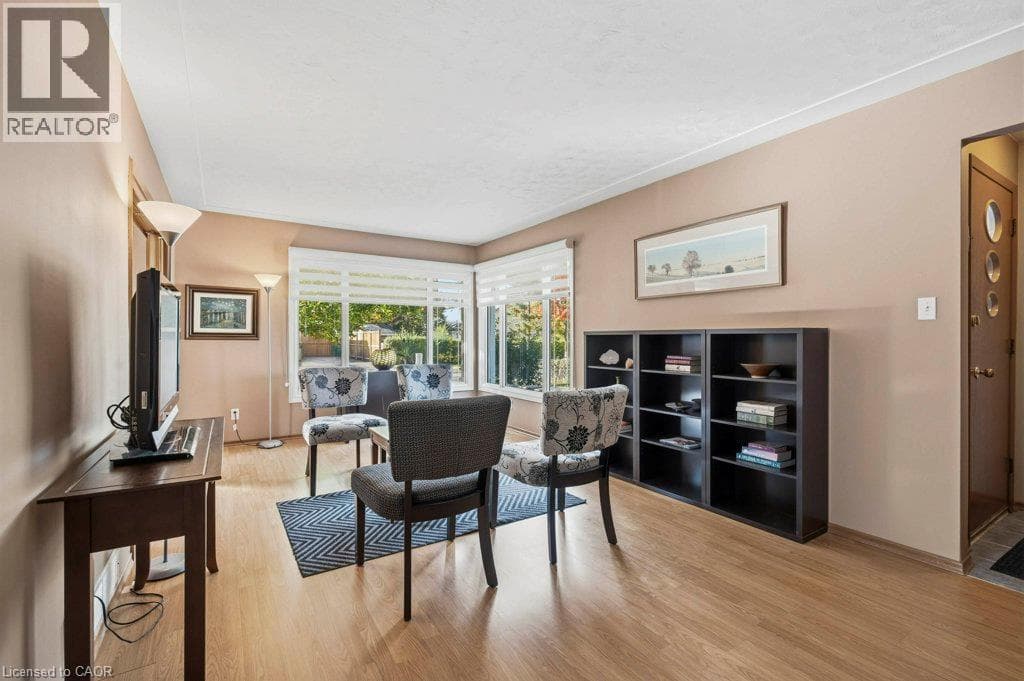 Detached for sale at 88 BOND Street, Fairfield, Kitchener, Ontario, photo 11