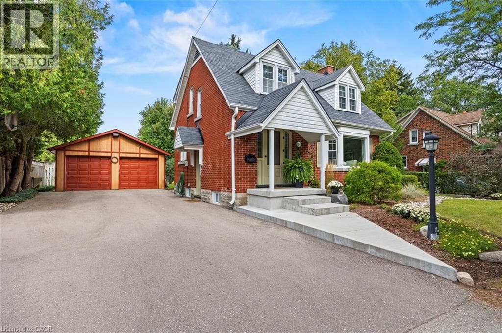 Detached for sale at 164 SHELDON Avenue N, Eastwood, Kitchener, Ontario, photo 2