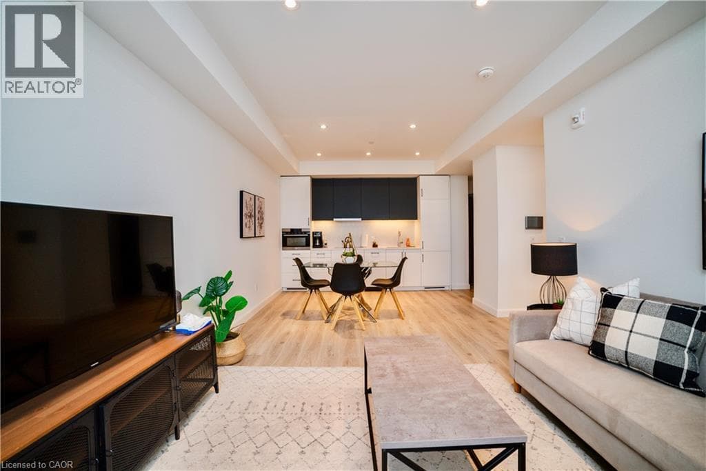 Apartment for sale at 741 KING Street W Unit# 1807, Midtown, Kitchener, Ontario, photo 5