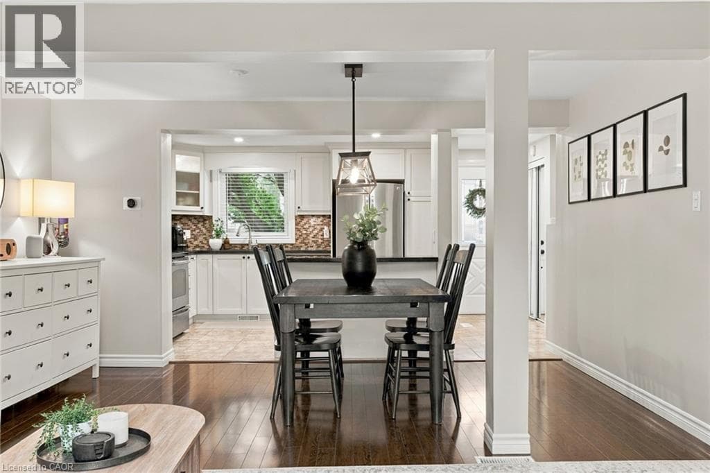 Detached for sale at 11 SANDALWOOD Drive, Southview, Cambridge, Ontario, photo 12