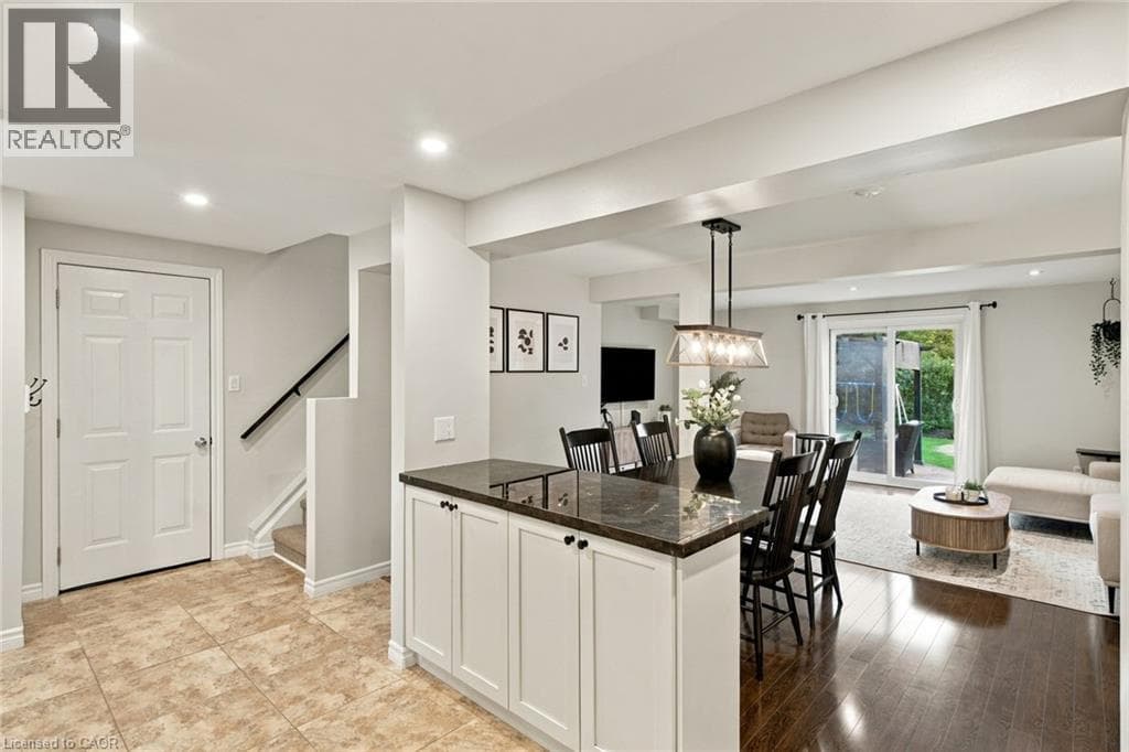 Detached for sale at 11 SANDALWOOD Drive, Southview, Cambridge, Ontario, photo 11