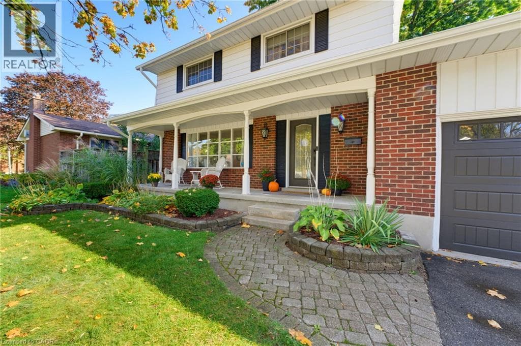 Detached for sale at 239 CARSON Drive, Heritage Park, Kitchener, Ontario, photo 5