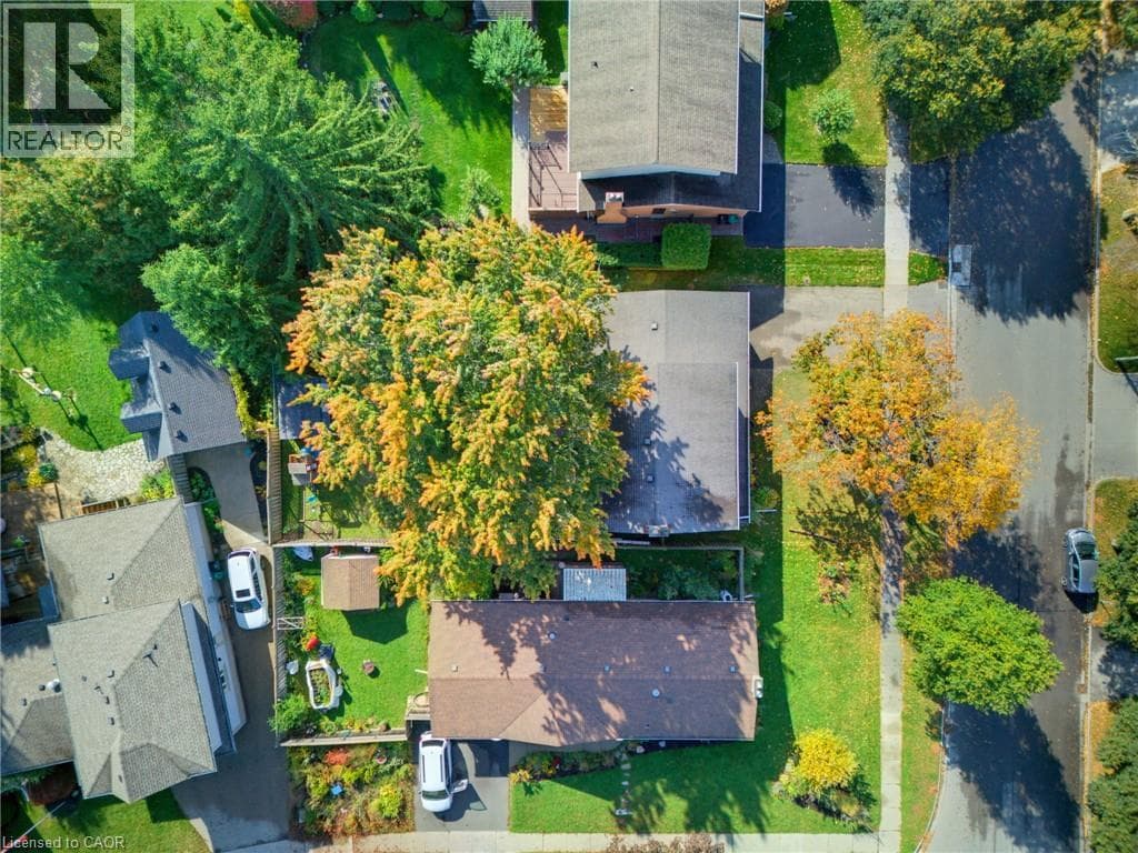 Detached for sale at 239 CARSON Drive, Heritage Park, Kitchener, Ontario, photo 2