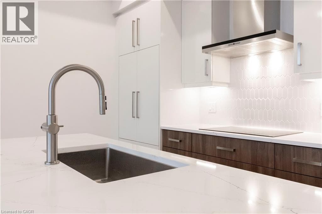 Townhouse for sale at 15 WELLINGTON Street S Unit# 103, Midtown, Kitchener, Ontario, photo 19