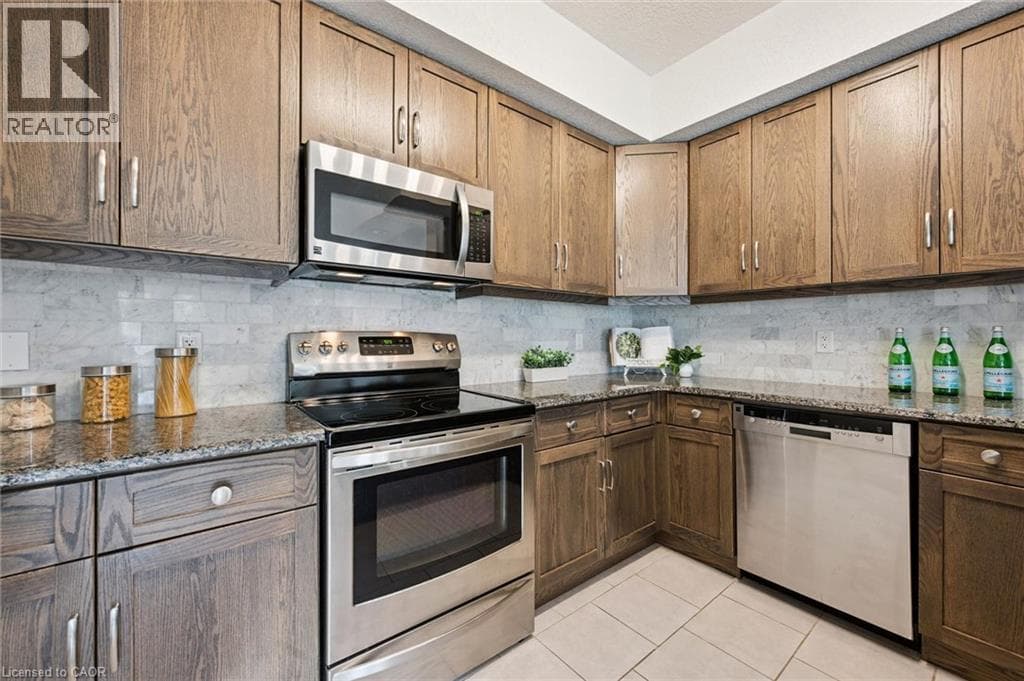 Townhouse for sale at 1114 FAIRWAY Road N Unit# B, Grand River South, Kitchener, Ontario, photo 10