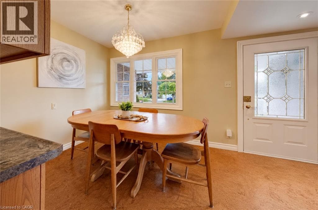 Detached for sale at 54 FAIRLAWN Road, Vanier, Kitchener, Ontario, photo 11