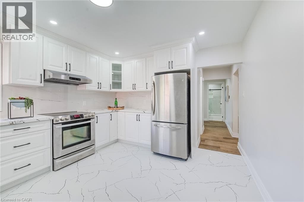 Detached for sale at 46 TRAYNOR Avenue, Vanier, Kitchener, Ontario, photo 15