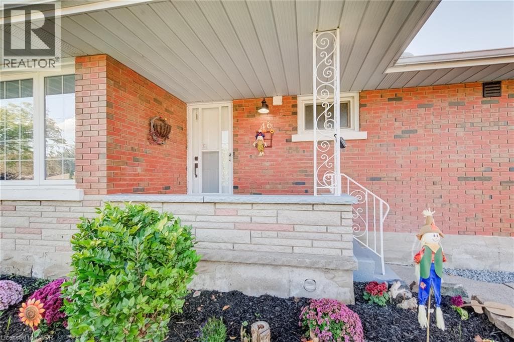 Detached for sale at 46 TRAYNOR Avenue, Vanier, Kitchener, Ontario, photo 4