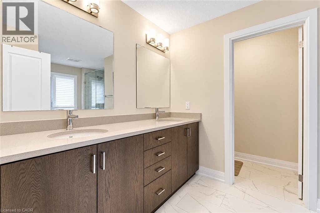 Detached for sale at 31 JACOB DETWEILLER Drive, Doon South, Kitchener, Ontario, photo 21