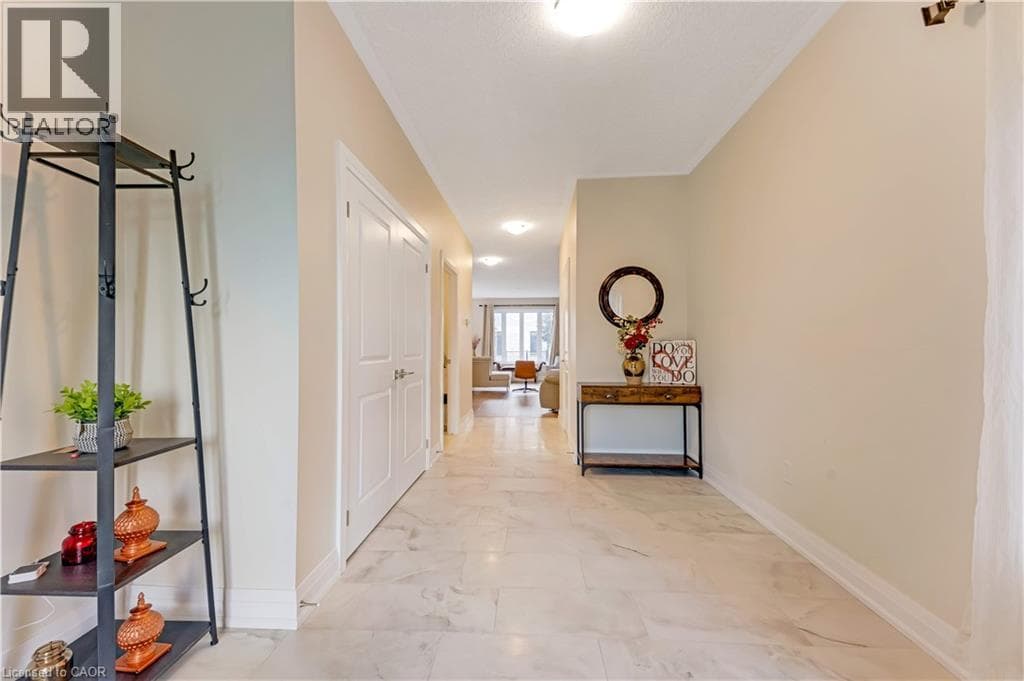 Detached for sale at 31 JACOB DETWEILLER Drive, Doon South, Kitchener, Ontario, photo 4