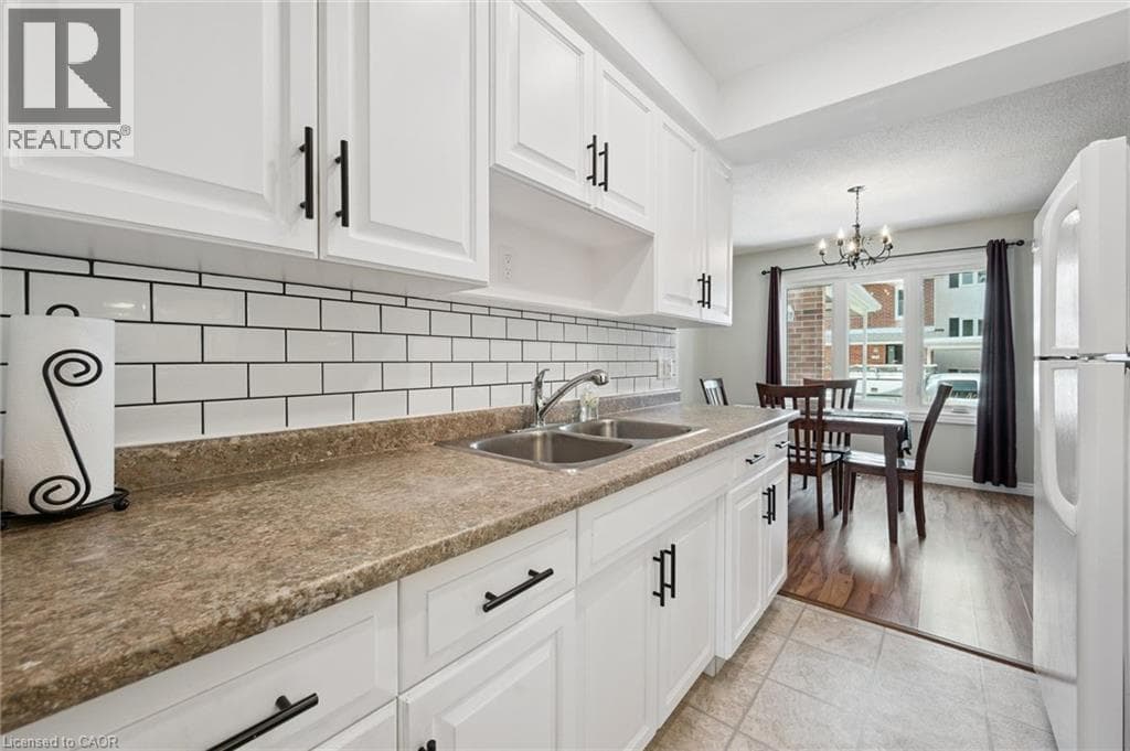 Townhouse for sale at 431 KEATS Way Unit# 3, Erb West, Waterloo, Ontario, photo 12