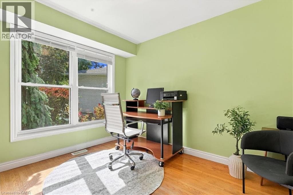 Detached for sale at 38 LYLE Place, Heritage Park, Kitchener, Ontario, photo 5