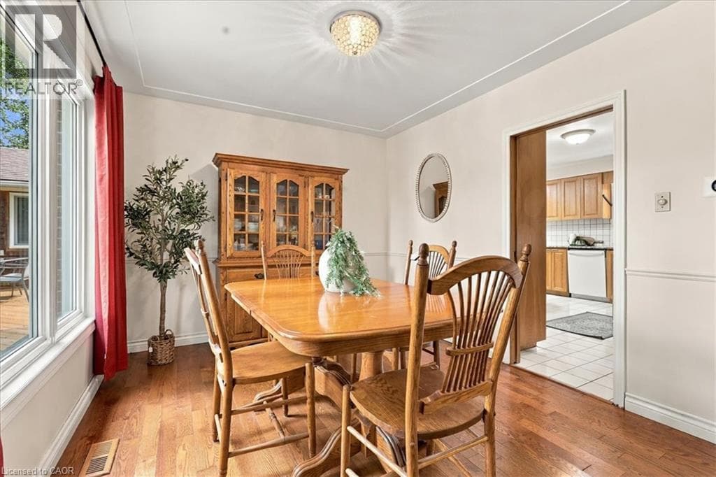 Detached for sale at 38 LYLE Place, Heritage Park, Kitchener, Ontario, photo 11