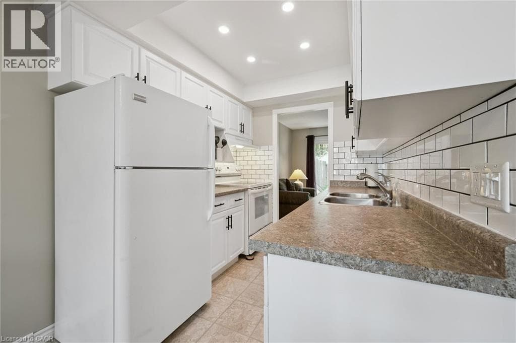 Townhouse for sale at 431 KEATS Way Unit# 3, Erb West, Waterloo, Ontario, photo 14